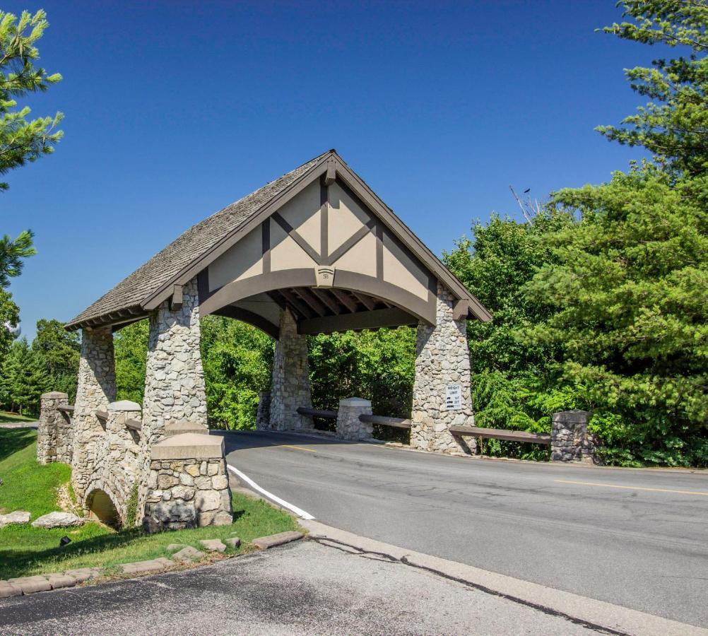 בראנסון Pools Sleeps 10 Close To 76 Silver Dollar City 0502 מראה חיצוני תמונה