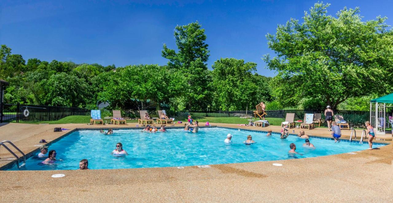 בראנסון Pools Sleeps 10 Close To 76 Silver Dollar City 0502 מראה חיצוני תמונה